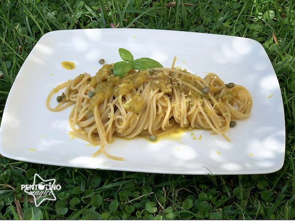 Spaghetti integrali crema di peperoni e limone 